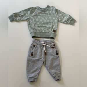 2 pieces 6-9 months sweatshirt and jogger